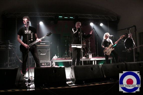 SLIME (D) Spirit From The Street meets Dynamite Ska - Felsenkeller Leipzig 20.November 2010 (11).JPG